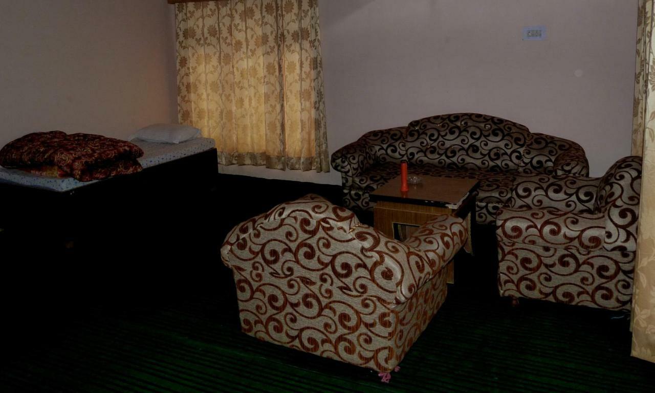 Kolong Retreat Hotel Kolang Buitenkant foto